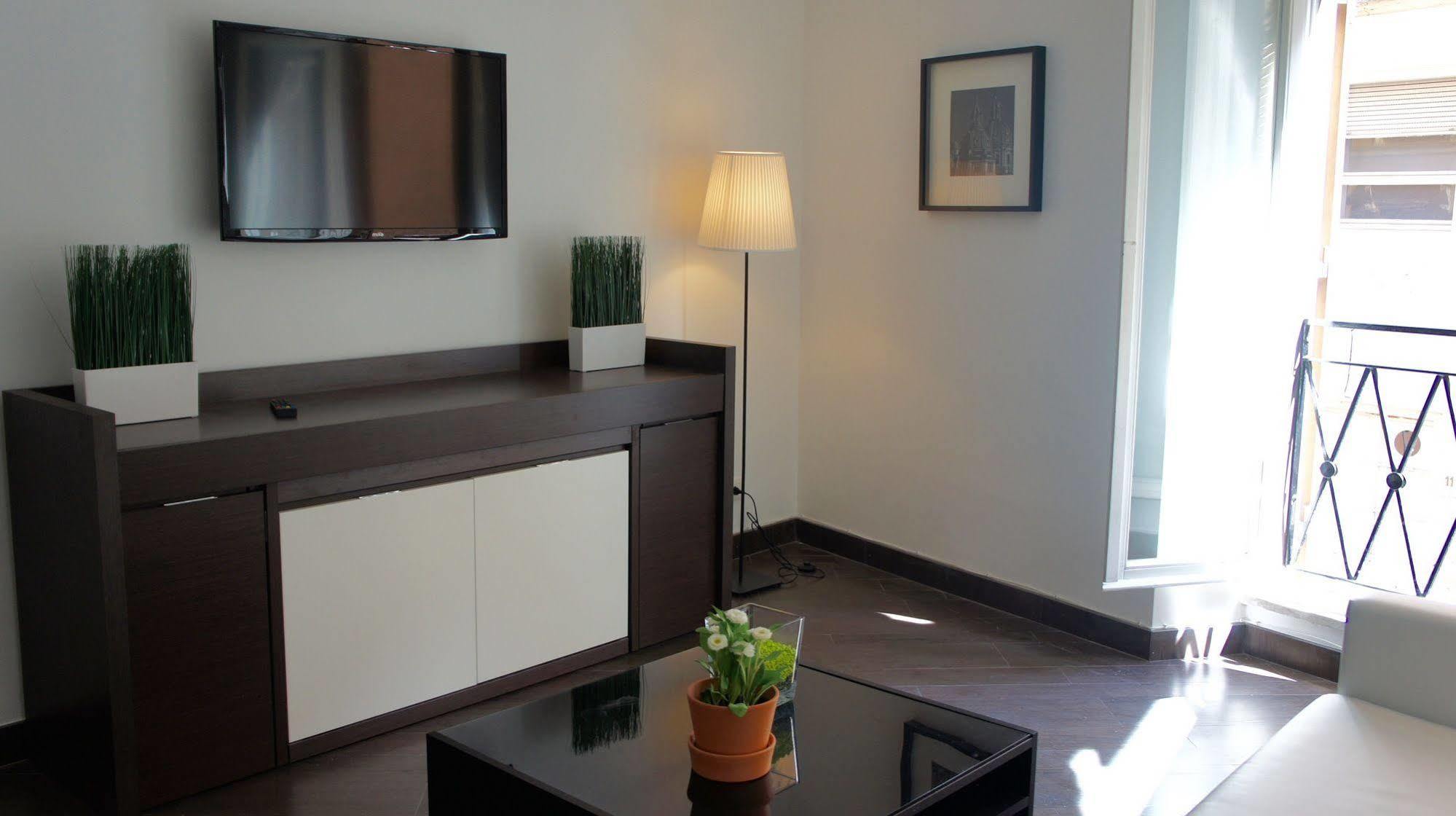 Fiftynine Luxury Apartments Róma Kültér fotó